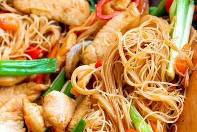 鸡米粉 Chicken Rice Noodles