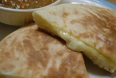 10 - CHEESE NAN