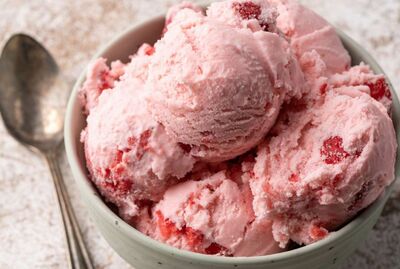 i3.  Strawberry Ice Cream