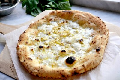 Garlic Pizza