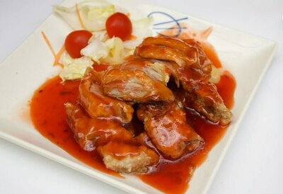 Sliced Duck in Plum Sauce 梅子鸭