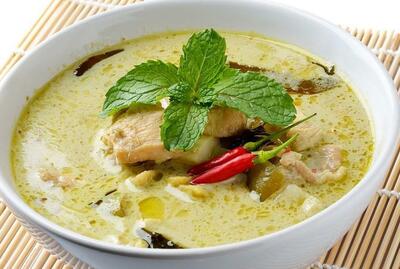 Green Curry** แกงเขียว