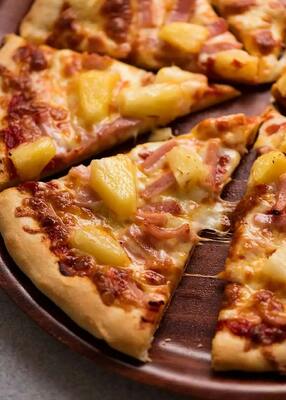 Hawaiian Pizza