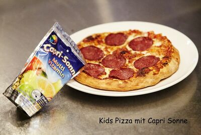 Kids Pizza 8''inch / 20 cm mit Capri Sun 0,2 ltr.