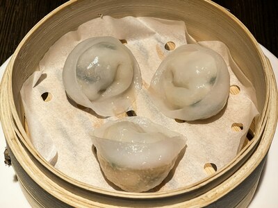 Scallops and Prawn Dumplings 鲜虾带子饺