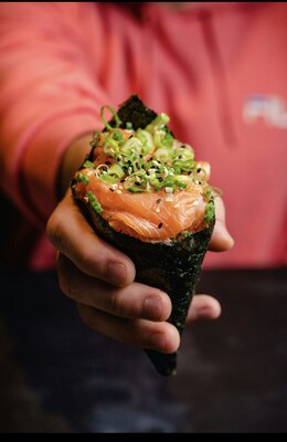 Salmon Temaki