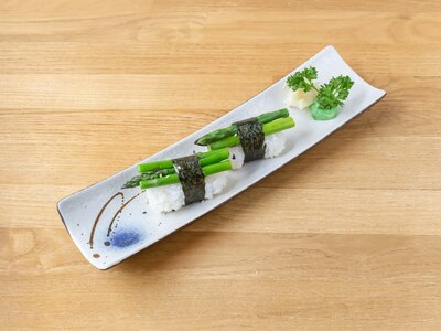 Asparagus Nigiri (VG)