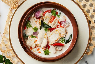 TOM KHA / Small