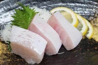 Yellowtail Belly Sashimi (3 pcs)