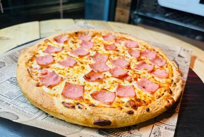 Ham Pizza