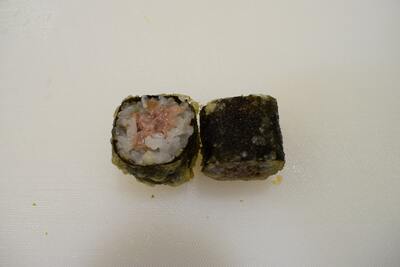 80. Maki Atún Tempura