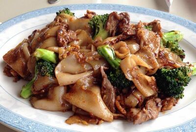 Pad See Ew ผัดซีอิ้ว