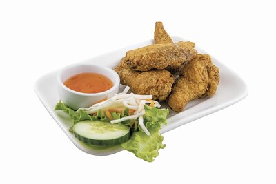 E6 Ailes de Poulet Frites avec patates frites (4) / Fried Chicken Wings with french fries(4)