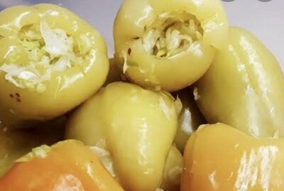 Stuffed peppers with cabbage
