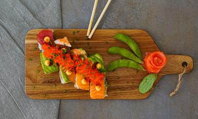 Spicy Rainbow Roll