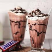 Snickers Deluxe Milkshake
