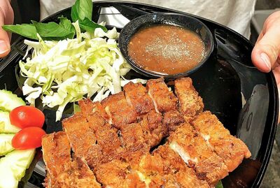 Crispy Pork Belly - หมูสามชั้นทอดกรอบ