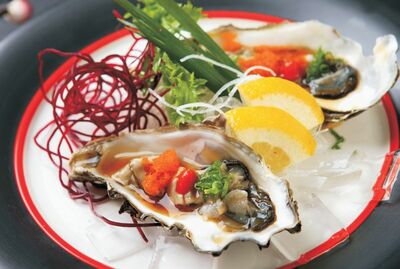 Half Shell Oyster (2pcs.)