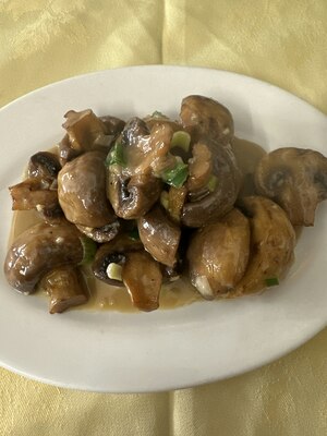 16. Pan Fried Mushrooms with Garlic & Butter