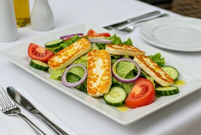 Grilled Halloumi Salad