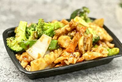 Chicken w. Garlic Sauce