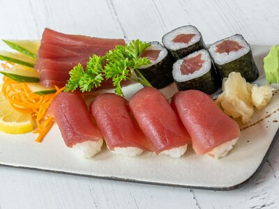 Tuna Set (11)