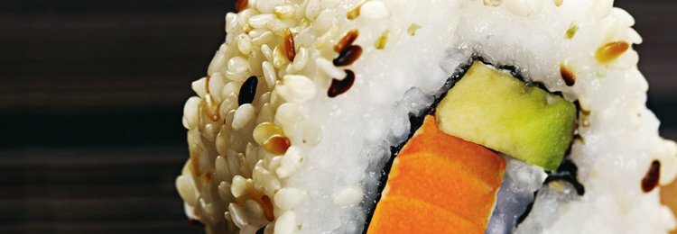 MAKI ,URAMAKI (8 UNIDADES)