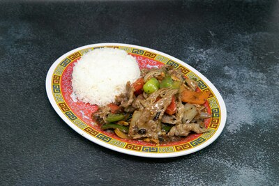Beef Slices with Green Pepper in Black Bean Sauce 豉椒牛肉饭