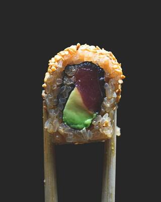 41. California Maguro Avocado