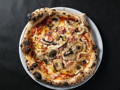 Pizza Prosciutto Funghi