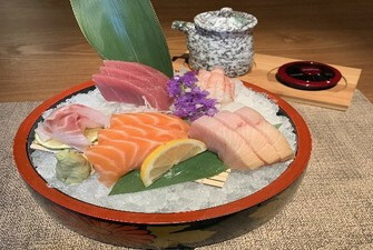 Sashimi Platter (15 pcs)