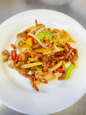 Shredded Beef in Kin Do Sauce