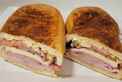 SANDWICH MEDIA NOCHE (Pan Sobao - Dulce)