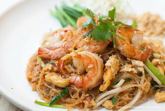 Pad thai Woon Sen Shrimp ผัดไทยวุ้นเส้น
