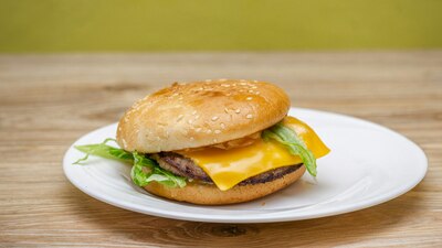 CHEESE BURGER
