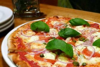 Caprese Pizza