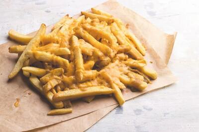Curry Cheesy Fries
