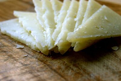 QUESO MANCHEGO CURADO