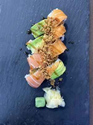 Spicy Vegan Rainbow Roll