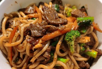 Udon Noodles - Black Pepper Beef