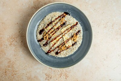 Oatmeal with Fresh Fruit