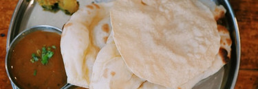 Starters - Popadoms & Pickles