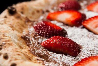 NUTELLA PIZZA