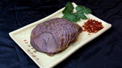 Rong Cheng Style Sliced Beef 蓉城酱牛肉