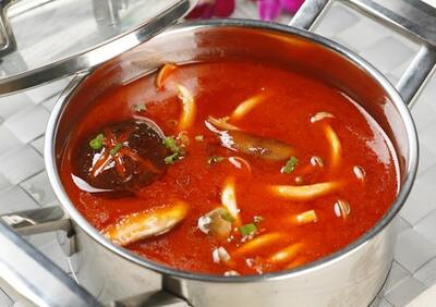 番茄汤底 / Tomato Soup