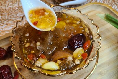 P8.   Peach Gum Snow fungus Red date Collagen with gingko and Lotus seed