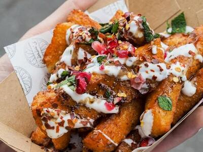 Battered Halloumi (6 Pieces)