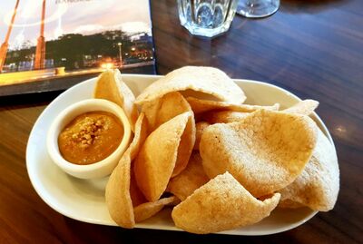 PRAWN CRACKERS