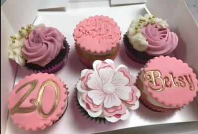 Happy Birthday Cupcake Box in Pink