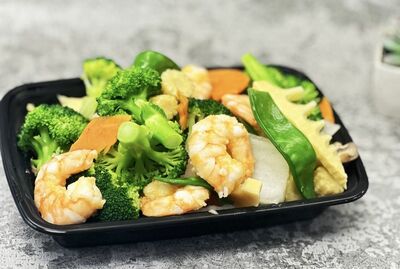 Steamed Shrimp w. Mixed Veggies